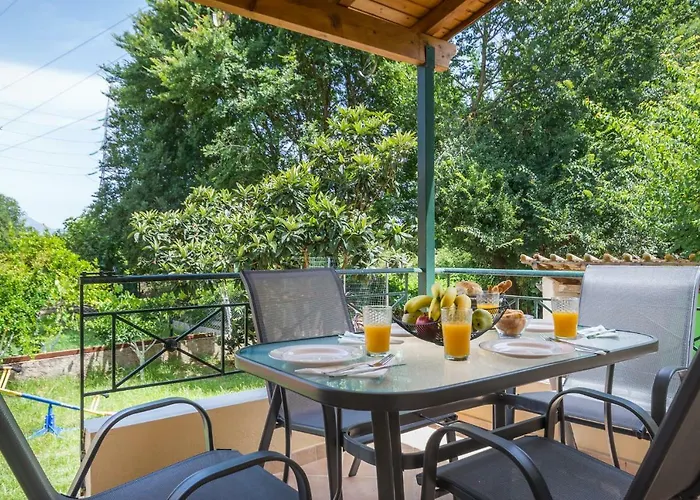 Michael شقة Alepou